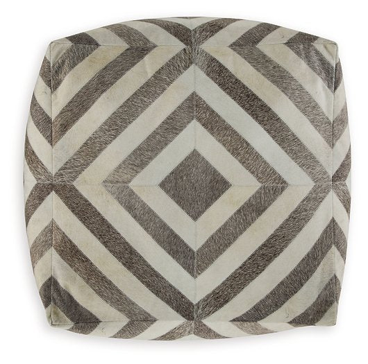 Hartselle Pouf - Premium Pouf from Ashley Furniture - Just $108.02! Shop now at Furniture Wholesale Plus  We are the best furniture store in Nashville, Hendersonville, Goodlettsville, Madison, Antioch, Mount Juliet, Lebanon, Gallatin, Springfield, Murfreesboro, Franklin, Brentwood