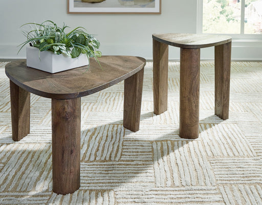 Reidport Accent Coffee Table (Set of 2) - Premium Cocktail Table from Ashley Furniture - Just $289.74! Shop now at Furniture Wholesale Plus  We are the best furniture store in Nashville, Hendersonville, Goodlettsville, Madison, Antioch, Mount Juliet, Lebanon, Gallatin, Springfield, Murfreesboro, Franklin, Brentwood