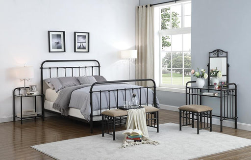 Livingston Transitional Dark Bronze Full Bed - Premium Bed from Coaster Z2 Standard - Just $370! Shop now at Furniture Wholesale Plus  We are the best furniture store in Nashville, Hendersonville, Goodlettsville, Madison, Antioch, Mount Juliet, Lebanon, Gallatin, Springfield, Murfreesboro, Franklin, Brentwood