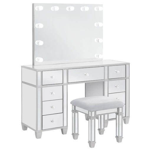 Mirrored Vanity Set - Premium Vanity from Coaster Z2 Standard - Just $1098! Shop now at Furniture Wholesale Plus  We are the best furniture store in Nashville, Hendersonville, Goodlettsville, Madison, Antioch, Mount Juliet, Lebanon, Gallatin, Springfield, Murfreesboro, Franklin, Brentwood