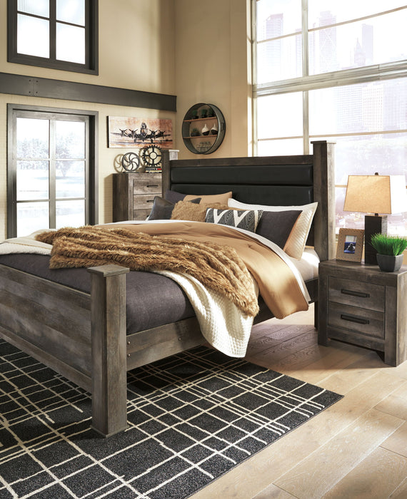 Wynnlow - Poster Bed – Upholstered Beds by Signature Design by Ashley® at Furniture Wholesale Plus , Nashville furniture store