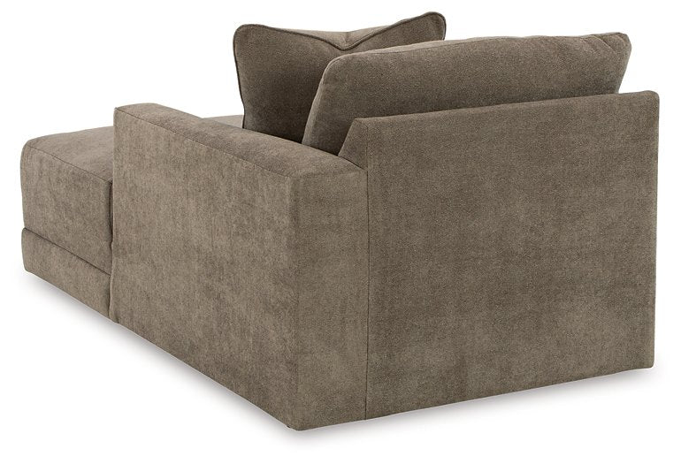 Raeanna 3-Piece Sectional Sofa with Chaise - Premium Chofa from Ashley Furniture - Just $1384.66! Shop now at Furniture Wholesale Plus  We are the best furniture store in Nashville, Hendersonville, Goodlettsville, Madison, Antioch, Mount Juliet, Lebanon, Gallatin, Springfield, Murfreesboro, Franklin, Brentwood
