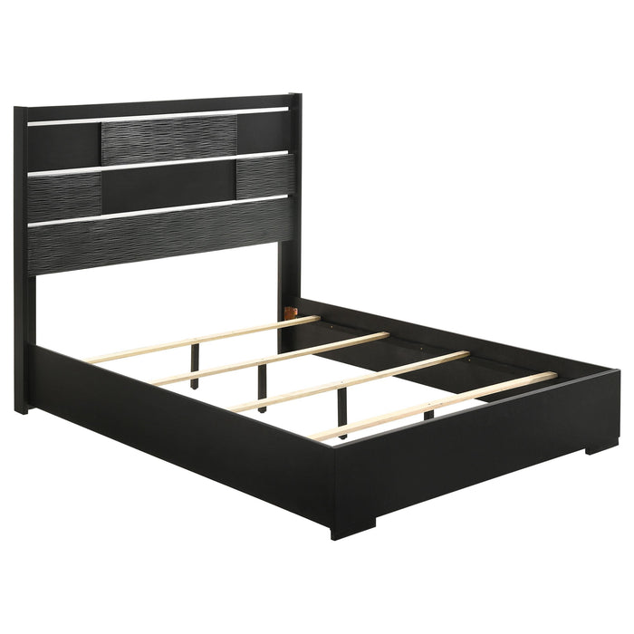 Blacktoft Eastern King Panel Bed Black - Premium Bed from Coaster Z2 Standard - Just $538! Shop now at Furniture Wholesale Plus  We are the best furniture store in Nashville, Hendersonville, Goodlettsville, Madison, Antioch, Mount Juliet, Lebanon, Gallatin, Springfield, Murfreesboro, Franklin, Brentwood