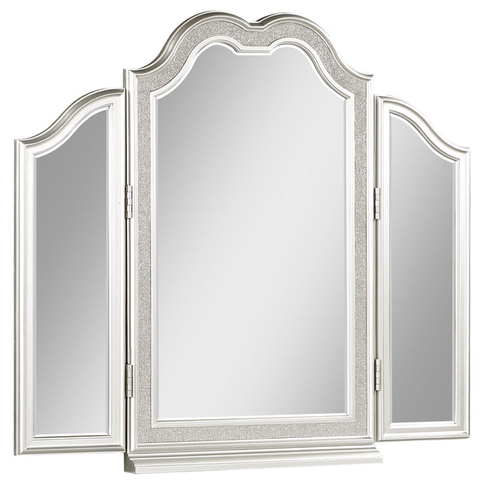 Evangeline Vanity Mirror with Faux Diamond Trim Silver - Premium Vanity Mirror from Coaster Z2 Standard - Just $420! Shop now at Furniture Wholesale Plus  We are the best furniture store in Nashville, Hendersonville, Goodlettsville, Madison, Antioch, Mount Juliet, Lebanon, Gallatin, Springfield, Murfreesboro, Franklin, Brentwood