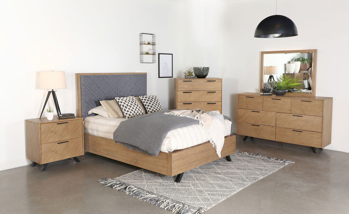 Taylor Bedroom Set Light Honey Brown and Grey - Premium Bedroom Set from Coaster Z2 Standard - Just $2098! Shop now at Furniture Wholesale Plus  We are the best furniture store in Nashville, Hendersonville, Goodlettsville, Madison, Antioch, Mount Juliet, Lebanon, Gallatin, Springfield, Murfreesboro, Franklin, Brentwood