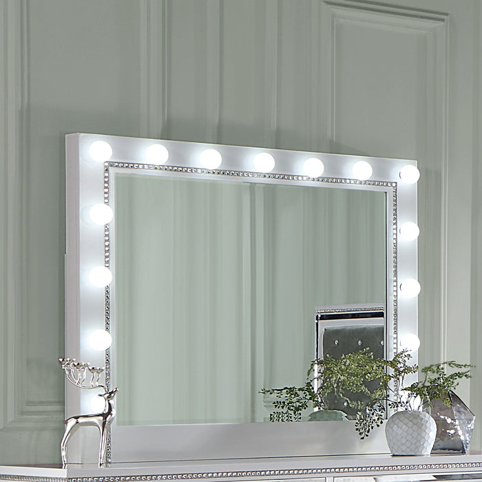 Eleanor White Rectangular Dresser Mirror with Light - Premium Mirror from Coaster Z2 Standard - Just $360! Shop now at Furniture Wholesale Plus  We are the best furniture store in Nashville, Hendersonville, Goodlettsville, Madison, Antioch, Mount Juliet, Lebanon, Gallatin, Springfield, Murfreesboro, Franklin, Brentwood