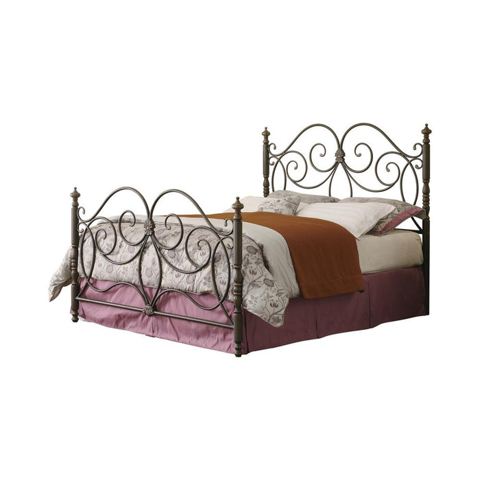 London Eastern King Metal Scroll Bed Dark Bronze - Premium Bed from Coaster Z2 Standard - Just $470! Shop now at Furniture Wholesale Plus  We are the best furniture store in Nashville, Hendersonville, Goodlettsville, Madison, Antioch, Mount Juliet, Lebanon, Gallatin, Springfield, Murfreesboro, Franklin, Brentwood