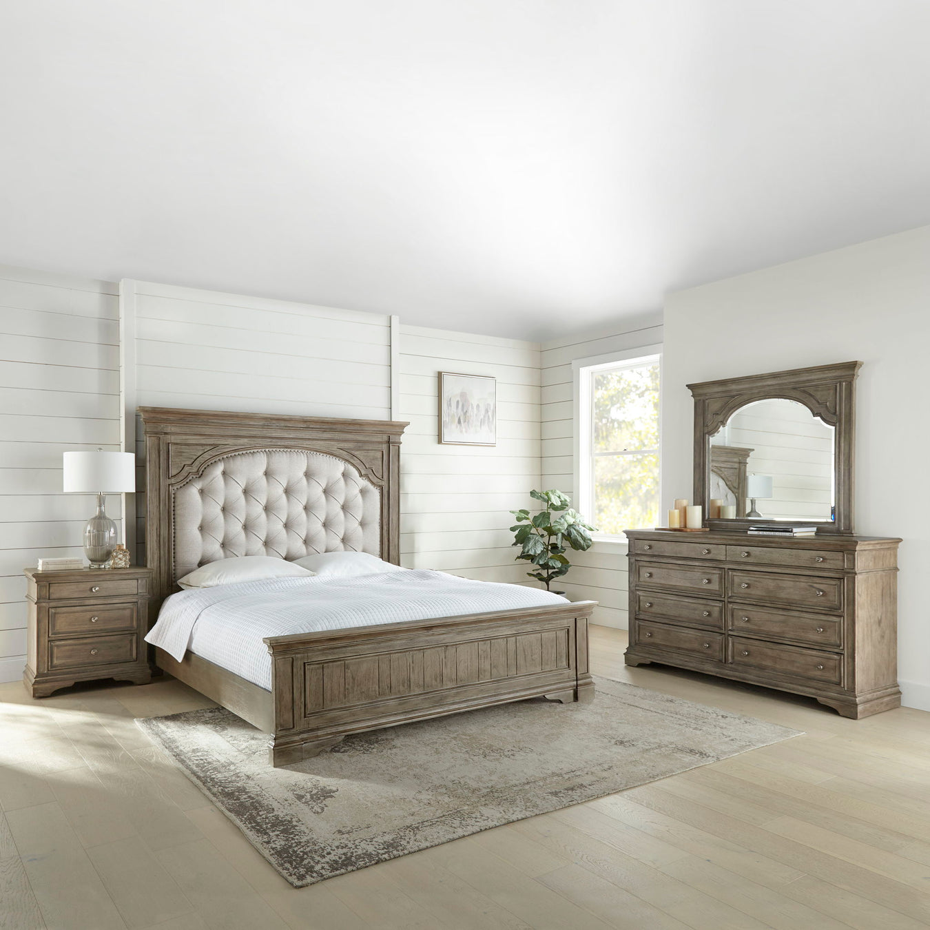 4 Piece Bedroom Sets