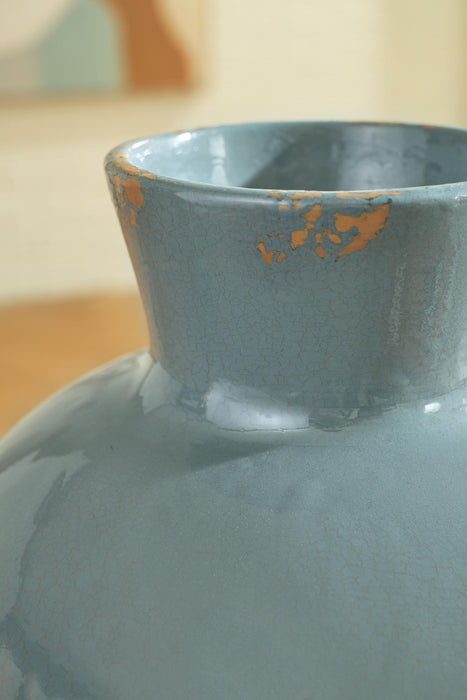 Giliburgh - Vase – Vases & Jars by Signature Design by Ashley® at Furniture Wholesale Plus , Nashville furniture store