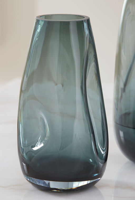 Beamund - Vase - 9" - Premium Vases & Jars from Signature Design by Ashley® - Just $88! Shop now at Furniture Wholesale Plus  We are the best furniture store in Nashville, Hendersonville, Goodlettsville, Madison, Antioch, Mount Juliet, Lebanon, Gallatin, Springfield, Murfreesboro, Franklin, Brentwood