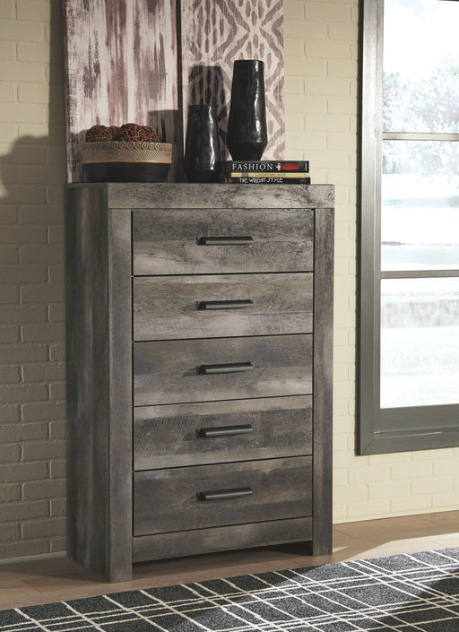 Wynnlow - Gray - Five Drawer Chest - Premium Accent Chests from Signature Design by Ashley® - Just $388! Shop now at Furniture Wholesale Plus  We are the best furniture store in Nashville, Hendersonville, Goodlettsville, Madison, Antioch, Mount Juliet, Lebanon, Gallatin, Springfield, Murfreesboro, Franklin, Brentwood