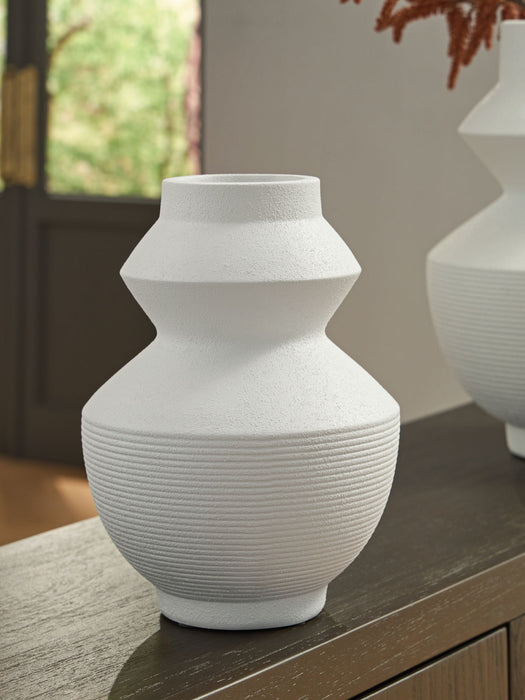 Naveen - Vase – Vases & Jars by Signature Design by Ashley® at Furniture Wholesale Plus , Nashville furniture store