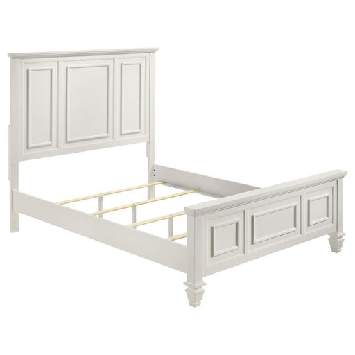 Sandy Beach - Panel Bed with High Headboard - Premium Panel Beds from CoasterEssence - Just $609! Shop now at Furniture Wholesale Plus  We are the best furniture store in Nashville, Hendersonville, Goodlettsville, Madison, Antioch, Mount Juliet, Lebanon, Gallatin, Springfield, Murfreesboro, Franklin, Brentwood