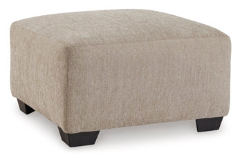 Brogan Bay Oversized Accent Ottoman - Premium Ottoman from Ashley Furniture - Just $221.64! Shop now at Furniture Wholesale Plus  We are the best furniture store in Nashville, Hendersonville, Goodlettsville, Madison, Antioch, Mount Juliet, Lebanon, Gallatin, Springfield, Murfreesboro, Franklin, Brentwood
