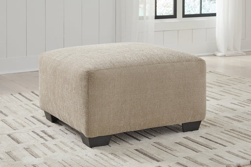 Brogan Bay Oversized Accent Ottoman - Premium Ottoman from Ashley Furniture - Just $221.64! Shop now at Furniture Wholesale Plus  We are the best furniture store in Nashville, Hendersonville, Goodlettsville, Madison, Antioch, Mount Juliet, Lebanon, Gallatin, Springfield, Murfreesboro, Franklin, Brentwood