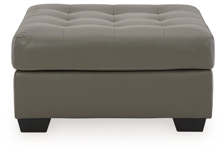 Donlen Oversized Accent Ottoman - Premium Ottoman from Ashley Furniture - Just $265.77! Shop now at Furniture Wholesale Plus  We are the best furniture store in Nashville, Hendersonville, Goodlettsville, Madison, Antioch, Mount Juliet, Lebanon, Gallatin, Springfield, Murfreesboro, Franklin, Brentwood