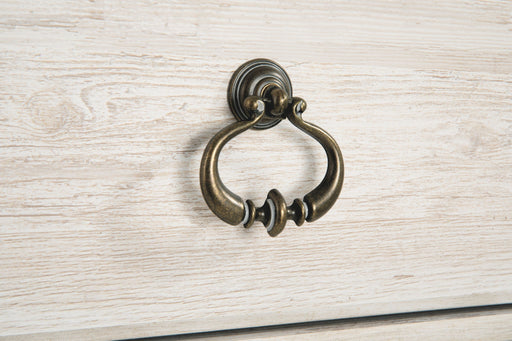 Willowton - Sleigh Bedroom Set - Premium 6 Piece Bedroom Sets from Signature Design by Ashley® - Just $1118! Shop now at Furniture Wholesale Plus  We are the best furniture store in Nashville, Hendersonville, Goodlettsville, Madison, Antioch, Mount Juliet, Lebanon, Gallatin, Springfield, Murfreesboro, Franklin, Brentwood