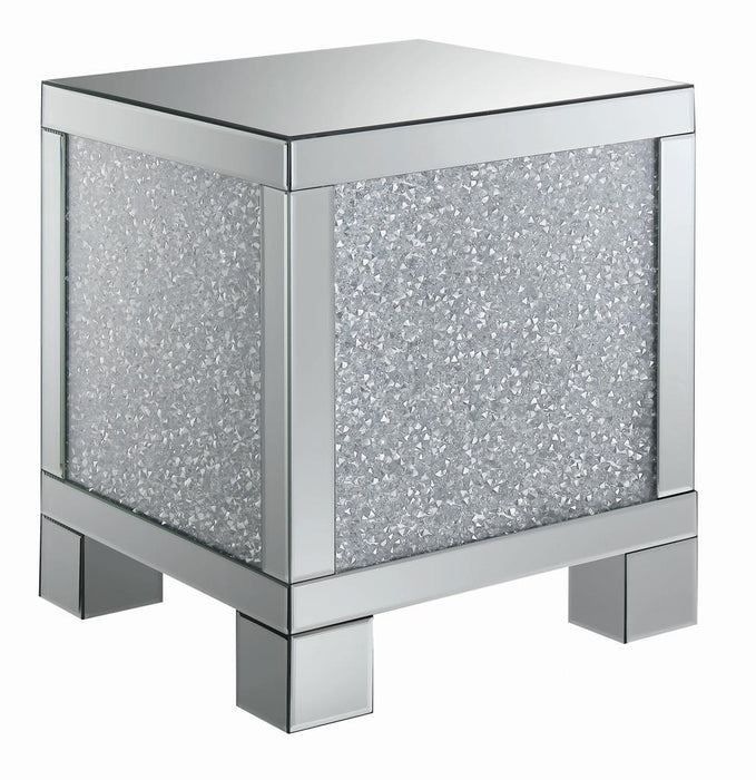 Gillian Square End Table Silver and Clear Mirror - Premium End Table from Coaster Z2 Standard - Just $358! Shop now at Furniture Wholesale Plus  We are the best furniture store in Nashville, Hendersonville, Goodlettsville, Madison, Antioch, Mount Juliet, Lebanon, Gallatin, Springfield, Murfreesboro, Franklin, Brentwood