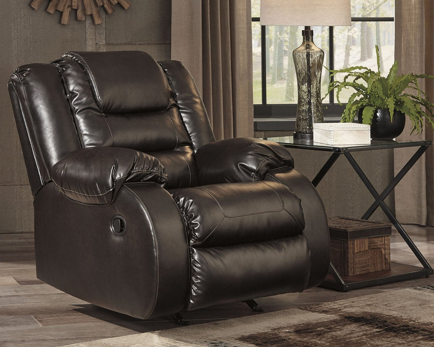 Vacherie Living Room Set - Premium Living Room Set from Ashley Furniture - Just $1571.81! Shop now at Furniture Wholesale Plus  We are the best furniture store in Nashville, Hendersonville, Goodlettsville, Madison, Antioch, Mount Juliet, Lebanon, Gallatin, Springfield, Murfreesboro, Franklin, Brentwood