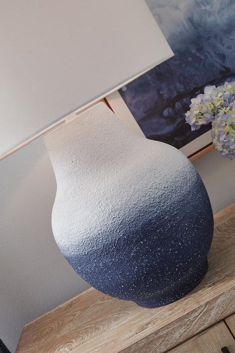 Dashland - Metal Table Lamp - White / Navy – Table Lamps by Signature Design by Ashley® at Furniture Wholesale Plus , Nashville furniture store