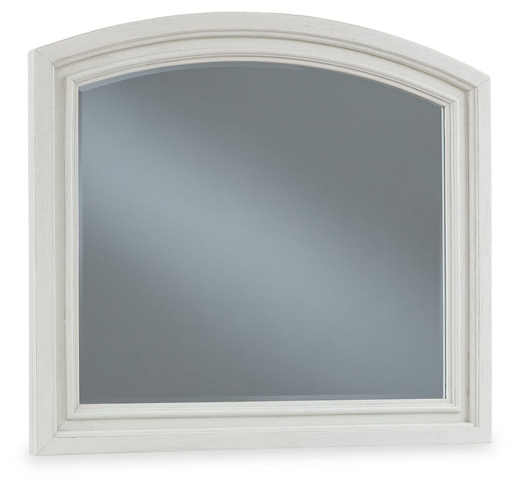 Robbinsdale - Dresser, Mirror - Antique White – Dresser & Mirror by Signature Design by Ashley® at Furniture Wholesale Plus , Nashville furniture store