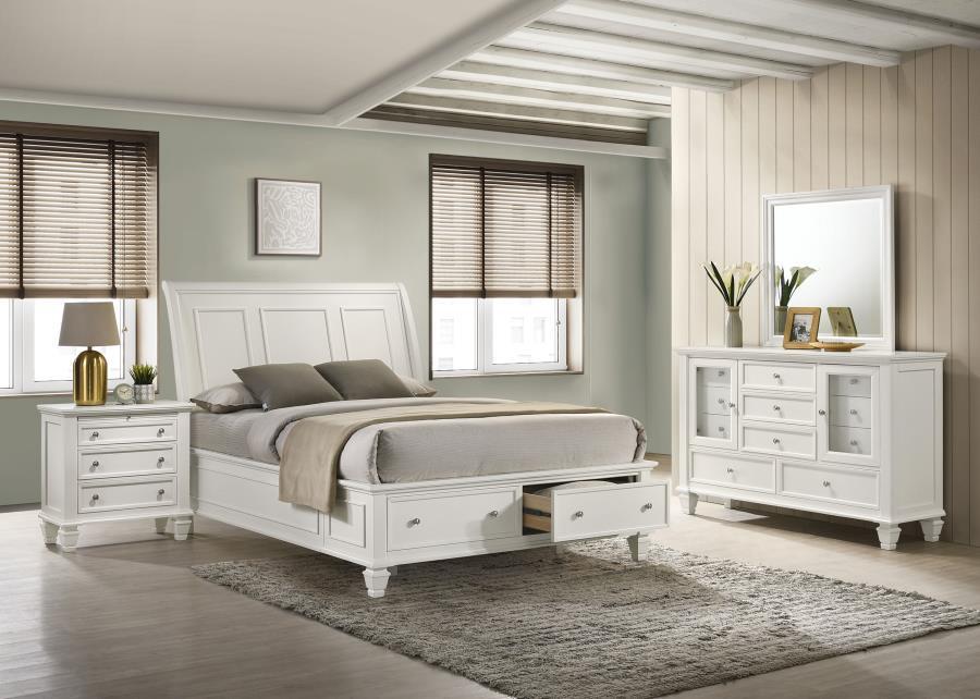 Sandy Beach - Storage Bed Bedroom Set - Premium 4 Piece Bedroom Sets from CoasterEssence - Just $2579! Shop now at Furniture Wholesale Plus  We are the best furniture store in Nashville, Hendersonville, Goodlettsville, Madison, Antioch, Mount Juliet, Lebanon, Gallatin, Springfield, Murfreesboro, Franklin, Brentwood