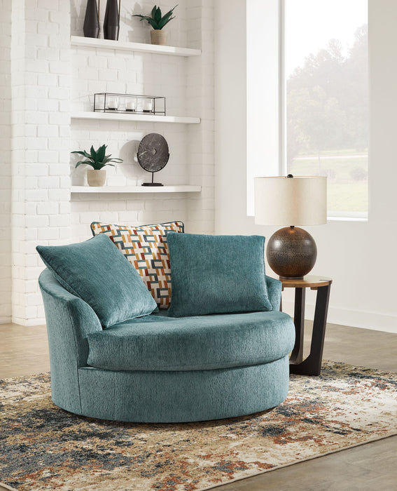 Laylabrook - Oversized Swivel Accent Chair - Premium Swivel Chairs from Ashley® - Just $648! Shop now at Furniture Wholesale Plus  We are the best furniture store in Nashville, Hendersonville, Goodlettsville, Madison, Antioch, Mount Juliet, Lebanon, Gallatin, Springfield, Murfreesboro, Franklin, Brentwood