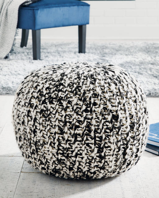 Latricia Pouf - Premium Pouf from Ashley Furniture - Just $69.18! Shop now at Furniture Wholesale Plus  We are the best furniture store in Nashville, Hendersonville, Goodlettsville, Madison, Antioch, Mount Juliet, Lebanon, Gallatin, Springfield, Murfreesboro, Franklin, Brentwood