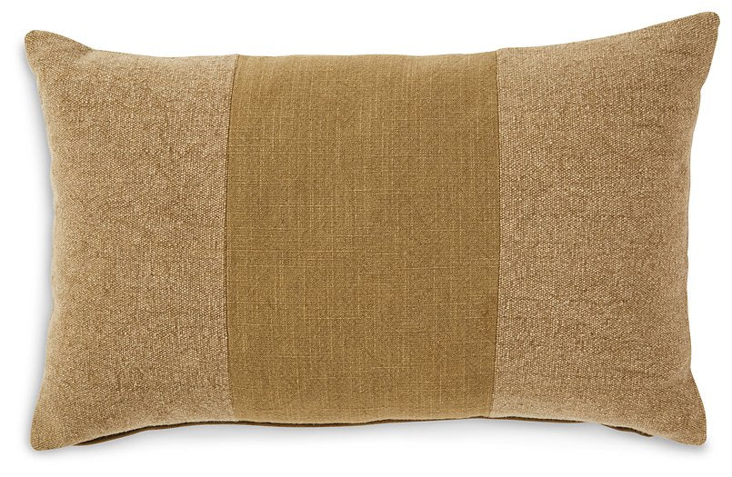 Dovinton Pillow (Set of 4) - Premium Pillow from Ashley Furniture - Just $95.66! Shop now at Furniture Wholesale Plus  We are the best furniture store in Nashville, Hendersonville, Goodlettsville, Madison, Antioch, Mount Juliet, Lebanon, Gallatin, Springfield, Murfreesboro, Franklin, Brentwood
