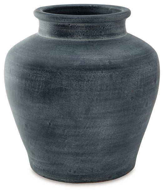 Meadie Vase - Premium Vase from Ashley Furniture - Just $35.53! Shop now at Furniture Wholesale Plus  We are the best furniture store in Nashville, Hendersonville, Goodlettsville, Madison, Antioch, Mount Juliet, Lebanon, Gallatin, Springfield, Murfreesboro, Franklin, Brentwood