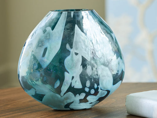 Cartshaw Vase - Premium Vase from Ashley Furniture - Just $35.53! Shop now at Furniture Wholesale Plus  We are the best furniture store in Nashville, Hendersonville, Goodlettsville, Madison, Antioch, Mount Juliet, Lebanon, Gallatin, Springfield, Murfreesboro, Franklin, Brentwood