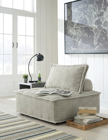 Bales Accent Chair - Premium Accent Chair from Ashley Furniture - Just $284.38! Shop now at Furniture Wholesale Plus  We are the best furniture store in Nashville, Hendersonville, Goodlettsville, Madison, Antioch, Mount Juliet, Lebanon, Gallatin, Springfield, Murfreesboro, Franklin, Brentwood