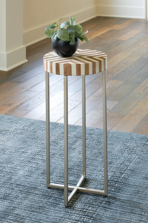 Cartley Accent Table - Premium Accent Table from Ashley Furniture - Just $104.38! Shop now at Furniture Wholesale Plus  We are the best furniture store in Nashville, Hendersonville, Goodlettsville, Madison, Antioch, Mount Juliet, Lebanon, Gallatin, Springfield, Murfreesboro, Franklin, Brentwood