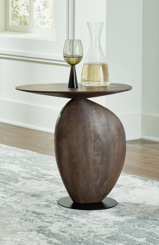 Cormmet Accent Table - Premium Table from Ashley Furniture - Just $210.30! Shop now at Furniture Wholesale Plus  We are the best furniture store in Nashville, Hendersonville, Goodlettsville, Madison, Antioch, Mount Juliet, Lebanon, Gallatin, Springfield, Murfreesboro, Franklin, Brentwood