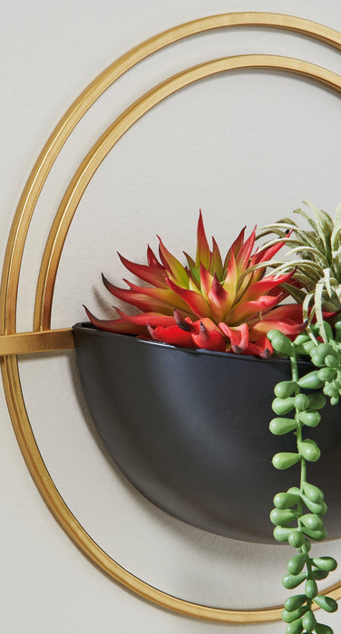 Tobins Wall Planter (Set of 3) - Premium Wall Decor from Ashley Furniture - Just $72.71! Shop now at Furniture Wholesale Plus  We are the best furniture store in Nashville, Hendersonville, Goodlettsville, Madison, Antioch, Mount Juliet, Lebanon, Gallatin, Springfield, Murfreesboro, Franklin, Brentwood