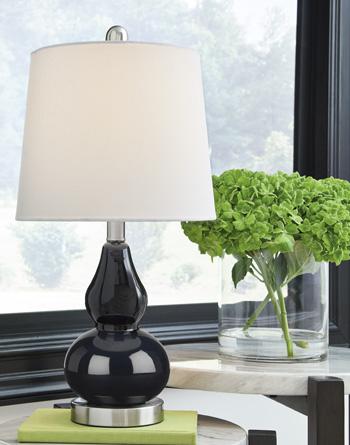 Makana Lamp Set - Premium Table Lamp Set from Ashley Furniture - Just $124.01! Shop now at Furniture Wholesale Plus  We are the best furniture store in Nashville, Hendersonville, Goodlettsville, Madison, Antioch, Mount Juliet, Lebanon, Gallatin, Springfield, Murfreesboro, Franklin, Brentwood