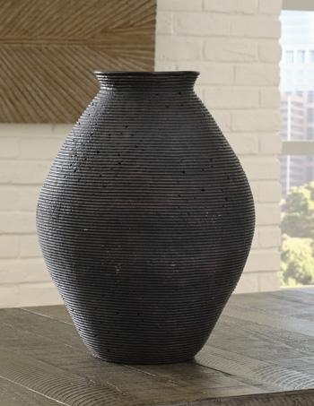 Hannela Vase - Premium Vase from Ashley Furniture - Just $70.83! Shop now at Furniture Wholesale Plus  We are the best furniture store in Nashville, Hendersonville, Goodlettsville, Madison, Antioch, Mount Juliet, Lebanon, Gallatin, Springfield, Murfreesboro, Franklin, Brentwood