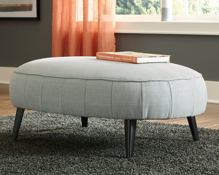 Hollyann Oversized Accent Ottoman - Premium Ottoman from Ashley Furniture - Just $234! Shop now at Furniture Wholesale Plus  We are the best furniture store in Nashville, Hendersonville, Goodlettsville, Madison, Antioch, Mount Juliet, Lebanon, Gallatin, Springfield, Murfreesboro, Franklin, Brentwood