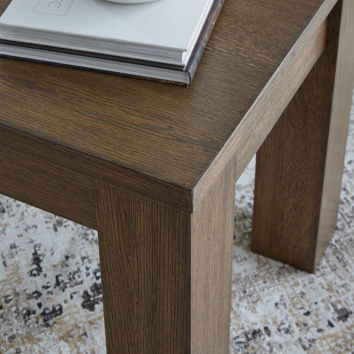 Rosswain End Table - Premium End Table from Ashley Furniture - Just $189.12! Shop now at Furniture Wholesale Plus  We are the best furniture store in Nashville, Hendersonville, Goodlettsville, Madison, Antioch, Mount Juliet, Lebanon, Gallatin, Springfield, Murfreesboro, Franklin, Brentwood