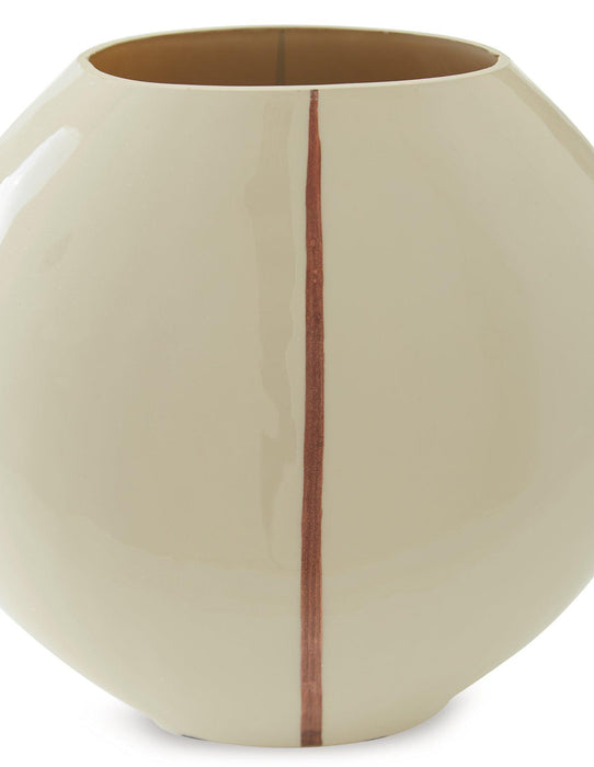 Sheabourne Vase - Premium Vase from Ashley Furniture - Just $44.35! Shop now at Furniture Wholesale Plus  We are the best furniture store in Nashville, Hendersonville, Goodlettsville, Madison, Antioch, Mount Juliet, Lebanon, Gallatin, Springfield, Murfreesboro, Franklin, Brentwood