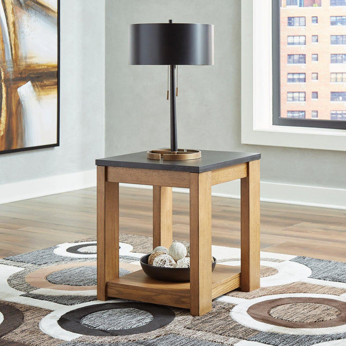 Quentina End Table - Premium End Table from Ashley Furniture - Just $152.04! Shop now at Furniture Wholesale Plus  We are the best furniture store in Nashville, Hendersonville, Goodlettsville, Madison, Antioch, Mount Juliet, Lebanon, Gallatin, Springfield, Murfreesboro, Franklin, Brentwood