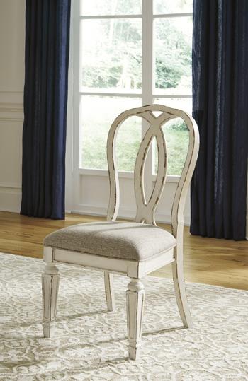 Realyn Dining Chair - Premium Dining Chair from Ashley Furniture - Just $134.75! Shop now at Furniture Wholesale Plus  We are the best furniture store in Nashville, Hendersonville, Goodlettsville, Madison, Antioch, Mount Juliet, Lebanon, Gallatin, Springfield, Murfreesboro, Franklin, Brentwood