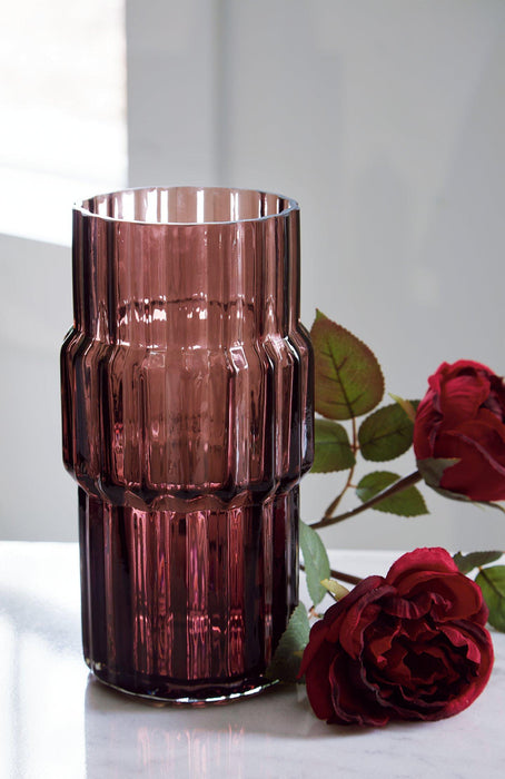 Dorlow Vase (Set of 2) - Premium Vase from Ashley Furniture - Just $76.13! Shop now at Furniture Wholesale Plus  We are the best furniture store in Nashville, Hendersonville, Goodlettsville, Madison, Antioch, Mount Juliet, Lebanon, Gallatin, Springfield, Murfreesboro, Franklin, Brentwood