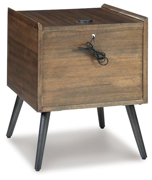 Calmoni End Table - Premium End Table from Ashley Furniture - Just $226.19! Shop now at Furniture Wholesale Plus  We are the best furniture store in Nashville, Hendersonville, Goodlettsville, Madison, Antioch, Mount Juliet, Lebanon, Gallatin, Springfield, Murfreesboro, Franklin, Brentwood