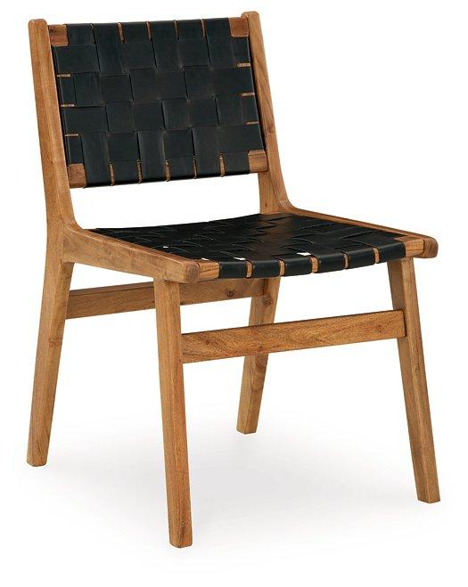 Fortmaine Dining Chair - Premium Dining Chair from Ashley Furniture - Just $207.15! Shop now at Furniture Wholesale Plus  We are the best furniture store in Nashville, Hendersonville, Goodlettsville, Madison, Antioch, Mount Juliet, Lebanon, Gallatin, Springfield, Murfreesboro, Franklin, Brentwood