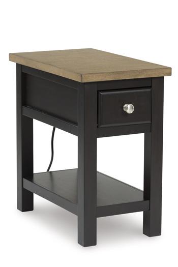 Drazmine Chairside End Table - Premium End Table Chair Side from Ashley Furniture - Just $134.39! Shop now at Furniture Wholesale Plus  We are the best furniture store in Nashville, Hendersonville, Goodlettsville, Madison, Antioch, Mount Juliet, Lebanon, Gallatin, Springfield, Murfreesboro, Franklin, Brentwood