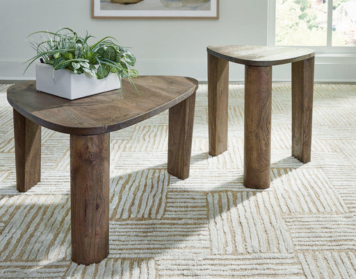 Reidport Accent Coffee Table (Set of 2) - Premium Cocktail Table from Ashley Furniture - Just $298.57! Shop now at Furniture Wholesale Plus  We are the best furniture store in Nashville, Hendersonville, Goodlettsville, Madison, Antioch, Mount Juliet, Lebanon, Gallatin, Springfield, Murfreesboro, Franklin, Brentwood