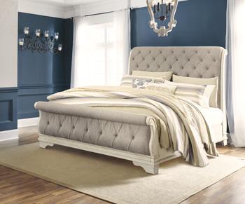 Realyn Bed - Premium Bed from Ashley Furniture - Just $412.28! Shop now at Furniture Wholesale Plus  We are the best furniture store in Nashville, Hendersonville, Goodlettsville, Madison, Antioch, Mount Juliet, Lebanon, Gallatin, Springfield, Murfreesboro, Franklin, Brentwood