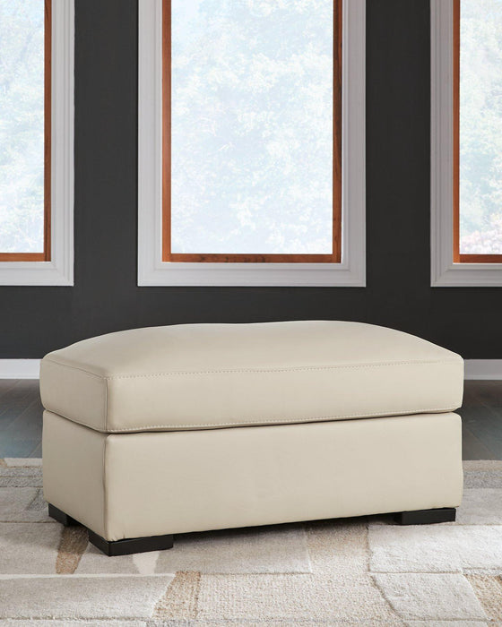 Treasure Trove Ottoman - Premium Ottoman from Ashley Furniture - Just $373.46! Shop now at Furniture Wholesale Plus  We are the best furniture store in Nashville, Hendersonville, Goodlettsville, Madison, Antioch, Mount Juliet, Lebanon, Gallatin, Springfield, Murfreesboro, Franklin, Brentwood