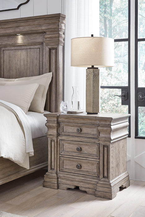 Blairhurst Nightstand - Premium Nightstand from Ashley Furniture - Just $372.06! Shop now at Furniture Wholesale Plus  We are the best furniture store in Nashville, Hendersonville, Goodlettsville, Madison, Antioch, Mount Juliet, Lebanon, Gallatin, Springfield, Murfreesboro, Franklin, Brentwood